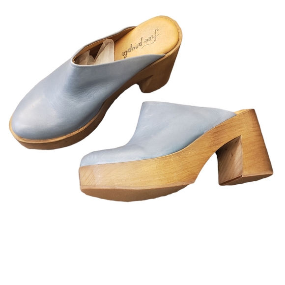Free People Shoes - Free People Suki Leather Platform Clogs Blue Size 39/8.5 Wooden Sole